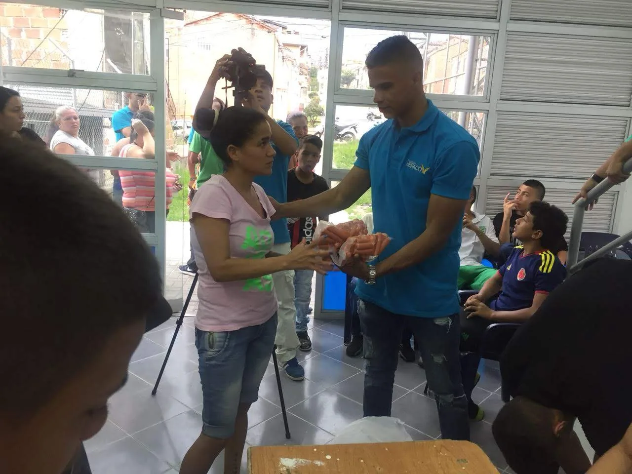 Vivienda digna mejorada por la Fundación Hepacom en Colombia