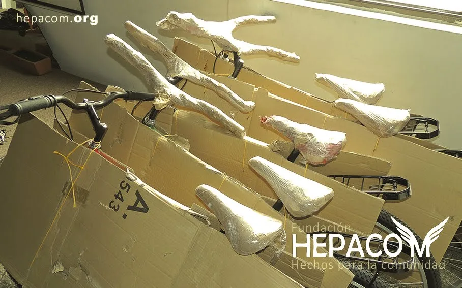 Hepacom delivers bicycles to children in the community