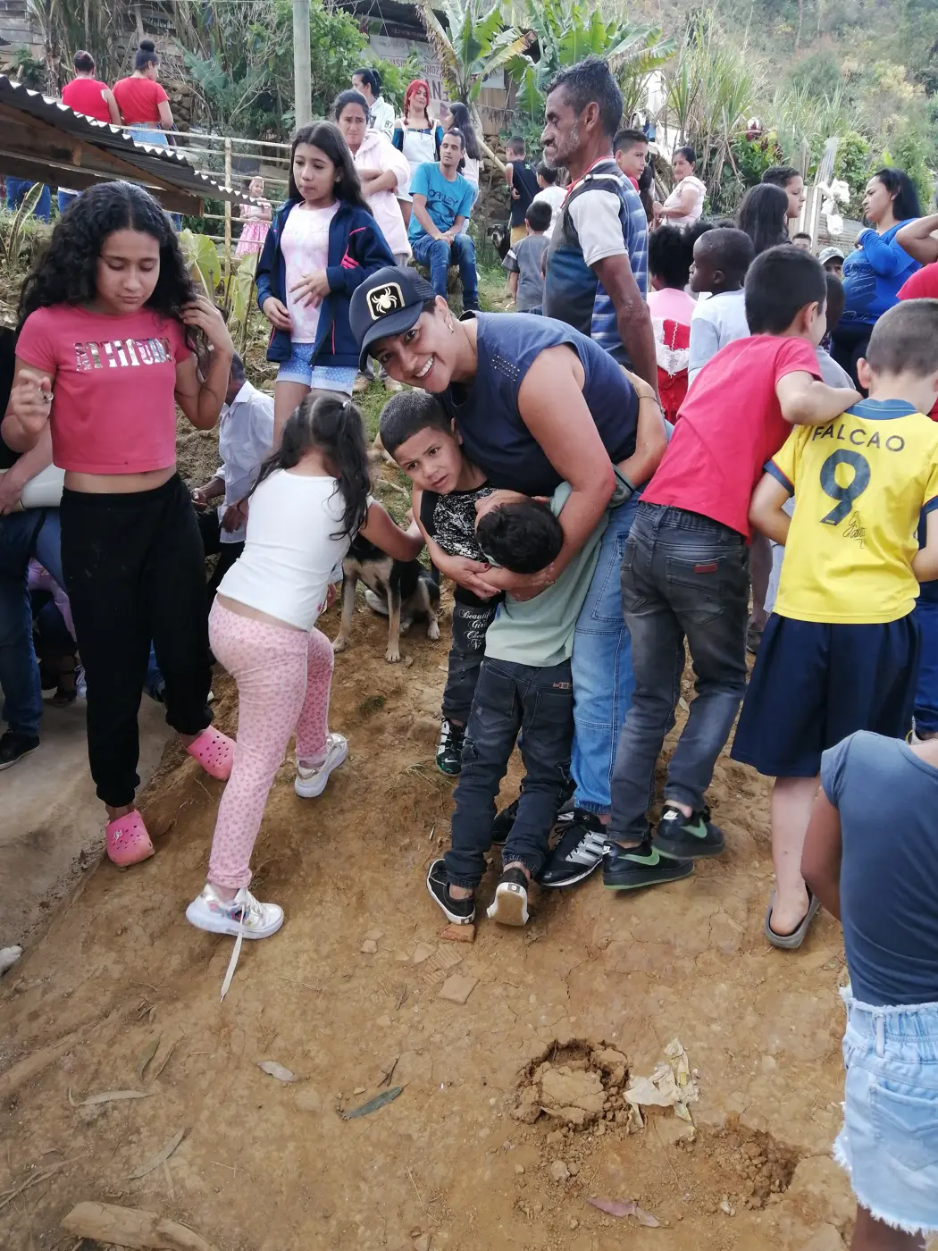 Children and community supported by the Hepacom Foundation