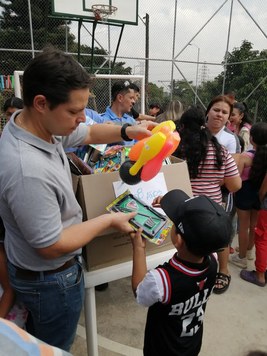 Christmas Day and Gift Distribution by the Hepacom Foundation